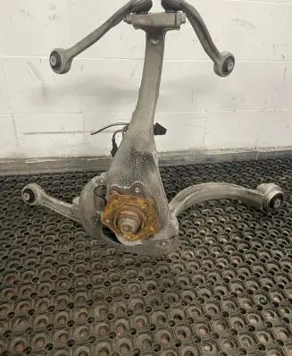 Porsche Macan (95B) Front wheel hub spindle knuckle 95B407253F