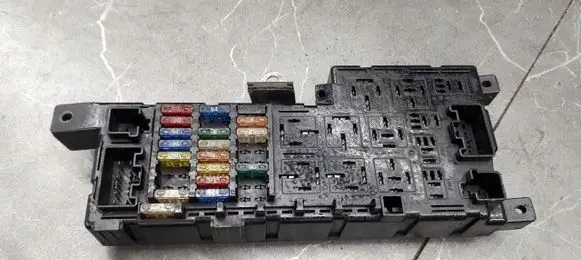 Volvo S60 Fuse box set 518322110