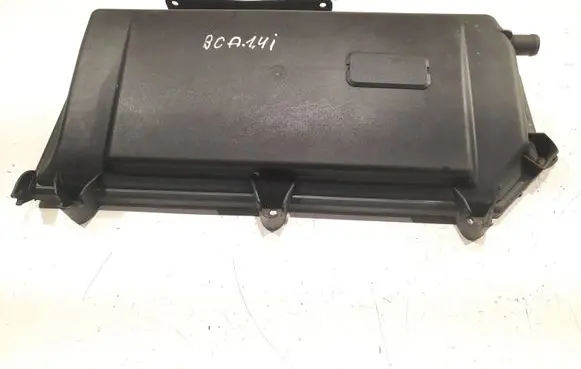 Volkswagen Golf V Air filter box cover 