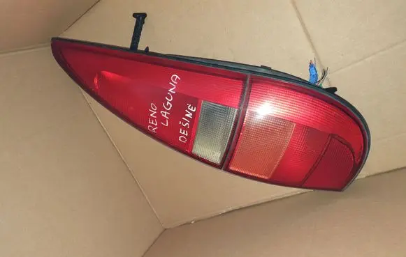 Renault Laguna I Rear/tail lights 2261