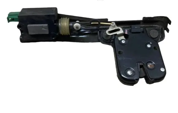 Audi TT Mk1 Tailgate/trunk/boot lock/catch/latch 8N0827505B