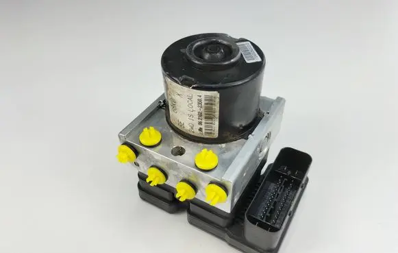 Suzuki Alto ABS Pump 06210223504