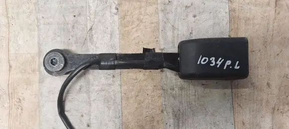 Nissan Altima Front seatbelt buckle