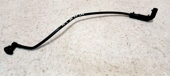 Audi A4 S4 B7 8E 8H Engine coolant pipe/hose 8K0121081P 0100153