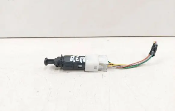 Renault Espace - Grand espace IV Brake pedal sensor switch 414988