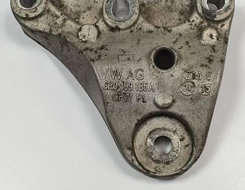 Skoda Fabia Mk3 (NJ) Engine mount vacuum valve 6R0199185A