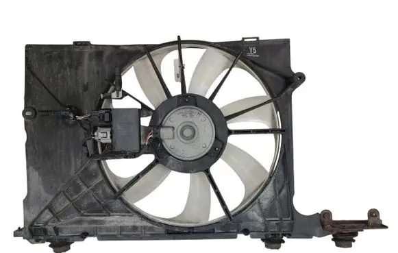 Toyota Avensis T220 Air conditioning (A/C) fan (condenser) 