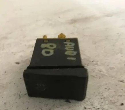 Audi 80 90 B3 Fog light switch W32A 893941535