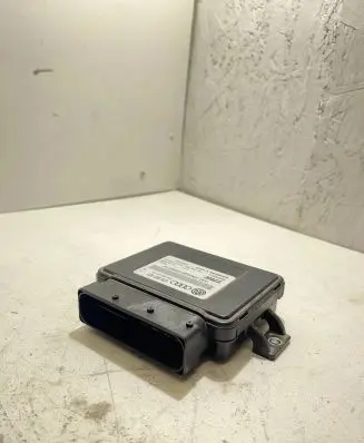 Audi A6 S6 C6 4F Hand brake control module 4F0907801 4F0910801 5WK32443