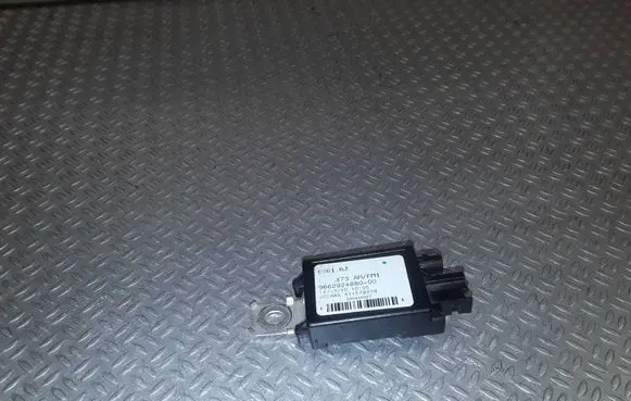 Citroen C5 Aerial antenna amplifier 9662924880