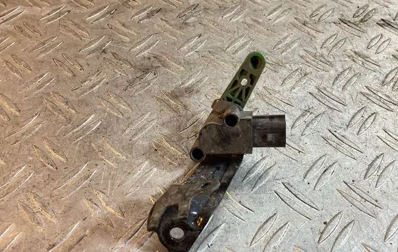 Porsche Macan (95B) Rear air suspension level height sensor 4H0907503