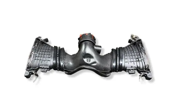 Intake resonator