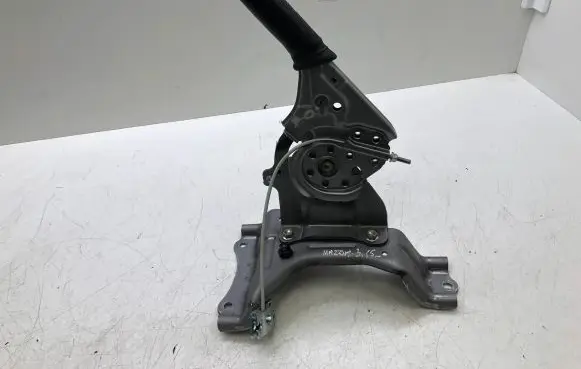 Mazda 3 III Handbrake/parking brake lever assembly B45A