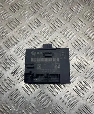 Audi A4 S4 B8 8K Door control unit/module 8T0959795Q 8T09591