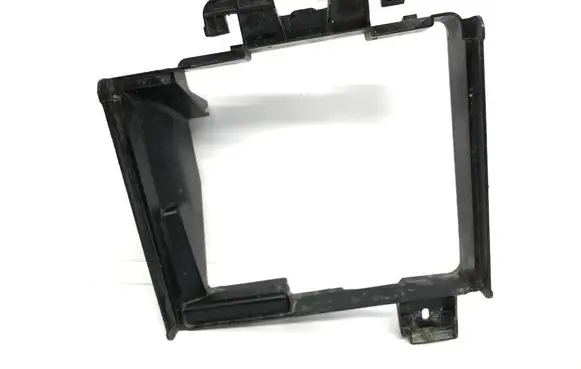 Peugeot Partner III Intercooler air channel guide 9816871680