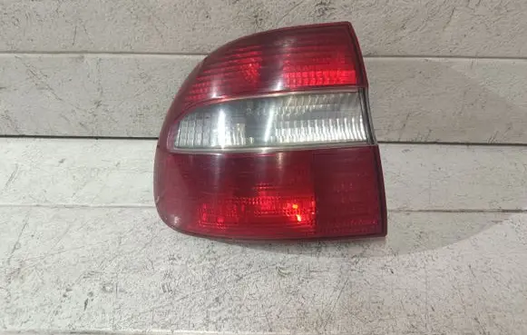 Volvo S40, V40 Rear/tail lights 30887333