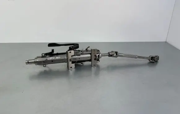 Seat Leon IV Steering column universal joint 5WB419502F