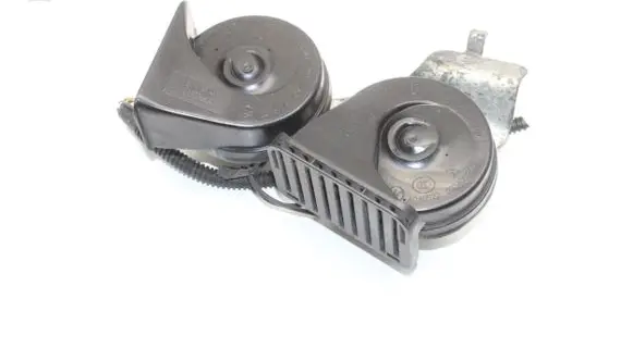 Ford Kuga II Horn signal DV4T13A803AC
