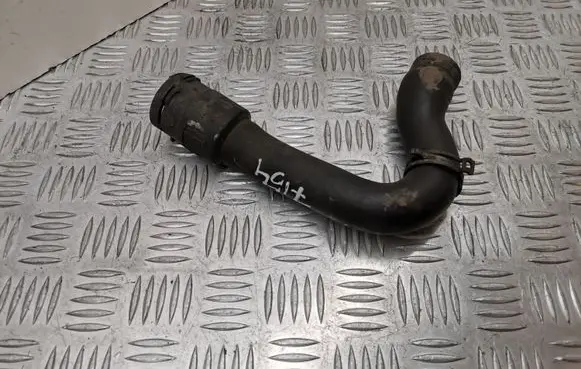 Audi A4 S4 B7 8E 8H Engine coolant pipe/hose 8E0121101AA