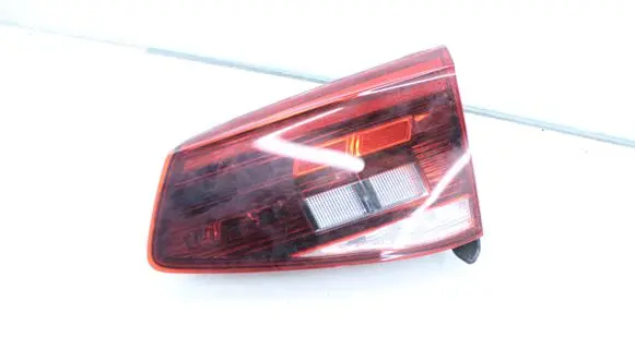Volkswagen PASSAT B8 Tailgate rear/tail lights 3G9945094K
