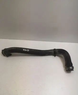 Mercedes-Benz C W204 Breather hose/pipe A2711410683