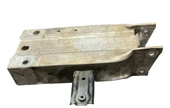 Mercedes-Benz E W212 Front bumper shock/impact absorber A2126200895 11T034B