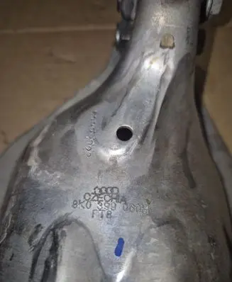 Porsche Macan (95B) Engine mounting bracket 8K0399060M