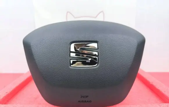 Seat Ibiza V (KJ) Steering wheel airbag 6F0880201AF