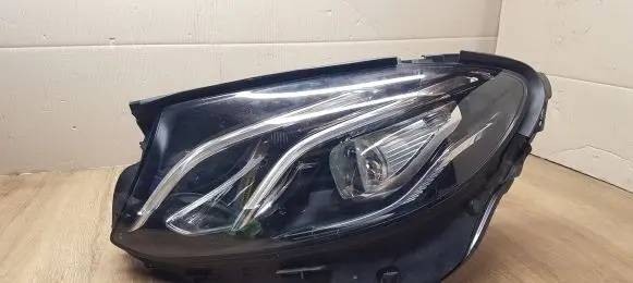 Mercedes-Benz E W213 Headlight/headlamp A2139068908