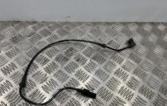Mercedes-Benz CLA C118 X118 Front ABS sensor wiring A2475400500
