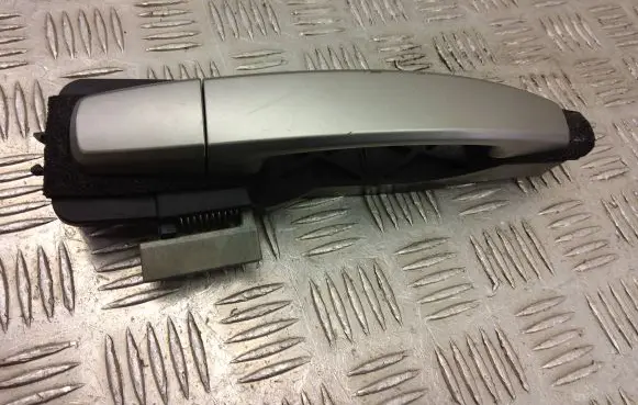 Chevrolet Captiva Rear door exterior handle 96468254
