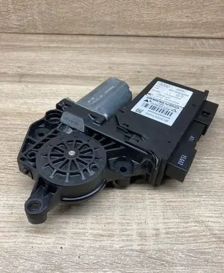 Audi A4 S4 B7 8E 8H Front door window regulator motor 8E0959802E 5WK49205CBF