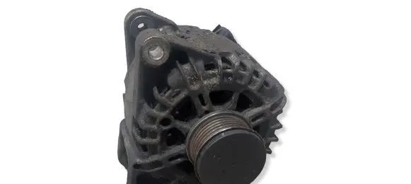 Citroen C4 II Generator/alternator 9670899580 2610711B 214014750