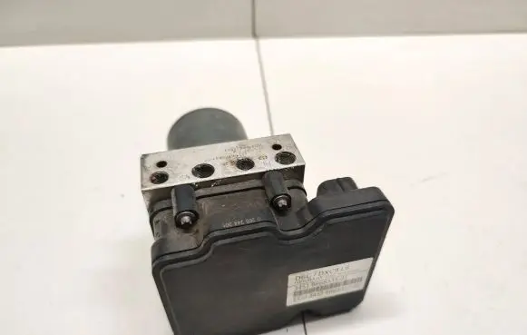 BMW 5 F10 F11 ABS Pump 6868337 6868335