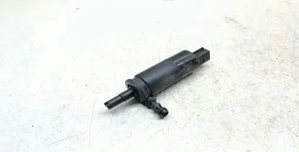 BMW 3 E90 E91 Headlight washer pump 6973097