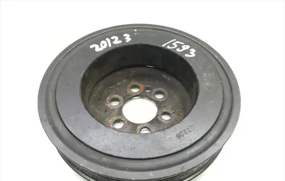 Skoda Octavia Mk2 (1Z) Crankshaft pulley 06F105243J