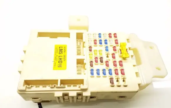 Hyundai ix35 Fuse module 919502S521