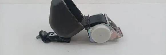 Rear seatbelt
