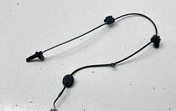 Subaru Outback (BT) ABS brake wheel speed sensor 27540AN02A Q82211100373