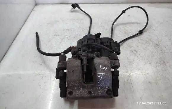 Mercedes-Benz C W205 Rear brake caliper