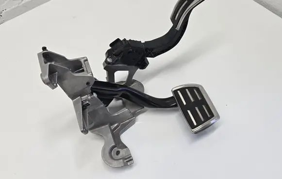 Audi Q8 Pedal assembly 4M1723117F 8W1723523A 4M1723140