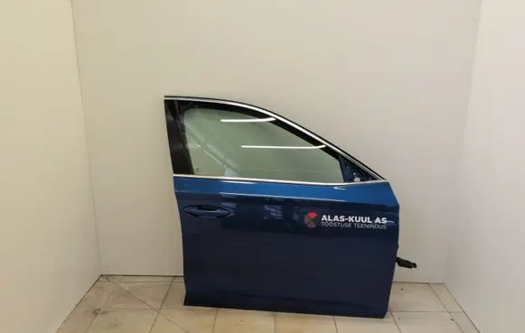 Skoda Octavia Mk4 Front door 5E0831056A