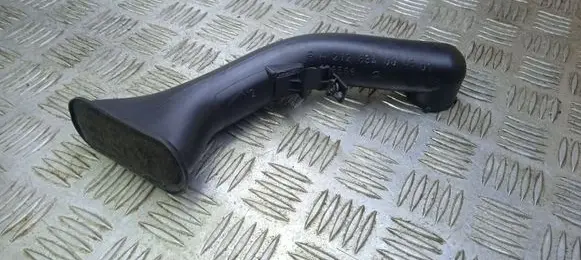 Mercedes-Benz CLS C218 AMG Air intake duct part A2128340045