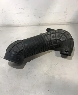 Audi A4 S4 B7 8E 8H Turbo air intake inlet pipe/hose 8E0129615J