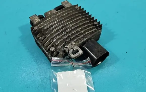 Ford Mondeo MK IV Coolant fan relay 940004107 IMPRK1592717