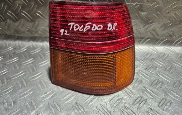 Seat Toledo I (1L) Rear/tail lights 96164800