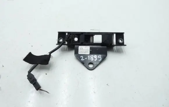 Audi TT TTS Mk2 Convertible roof lock/latch 8J7871444A 0106010100400 030677