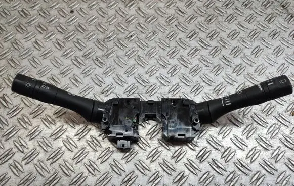 Nissan Juke I F15 Wiper turn signal indicator stalk/switch 