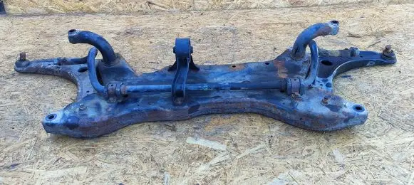 Mitsubishi Lancer VIII Front axle beam 