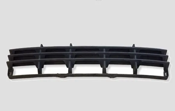 Volvo V50 Front bumper lower grill